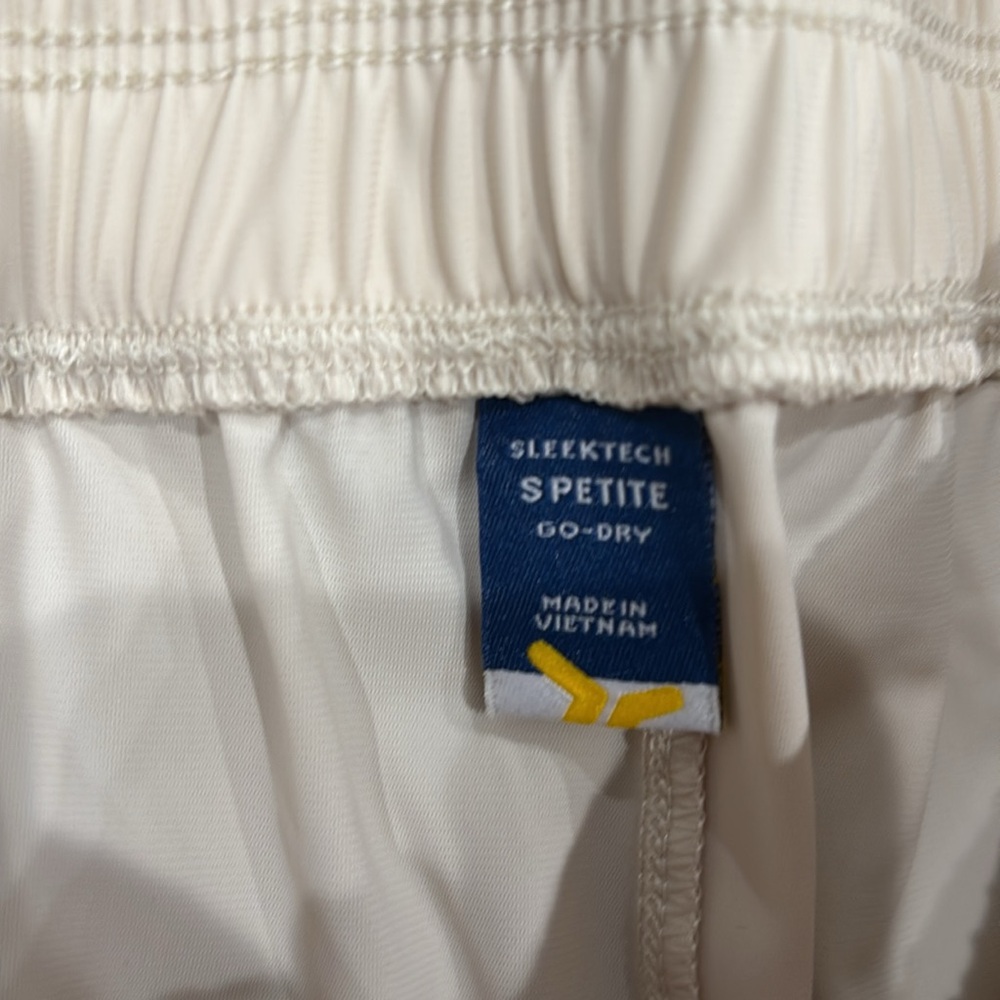 Old Navy pants - Picture 5 of 7